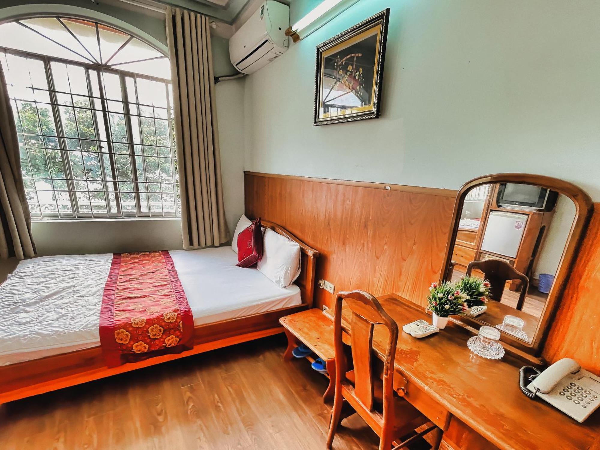 Quang Vinh 2 Hotel ニャチャン エクステリア 写真