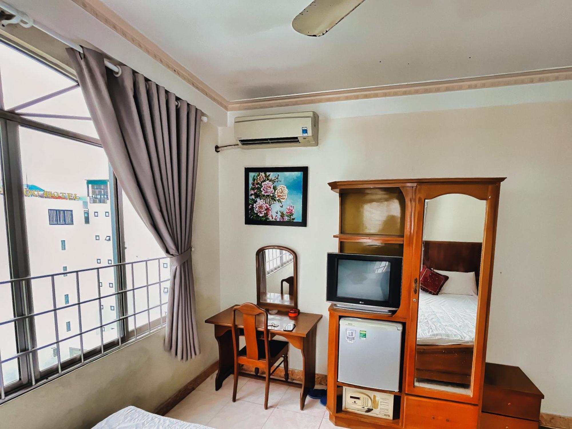 Quang Vinh 2 Hotel ニャチャン エクステリア 写真